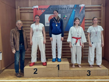 Brina Salkić 1. mesto v borbah med kadetinjami +61 kg