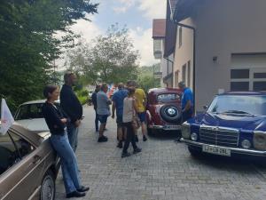 PHOTO-2020-09-07-08-59-32