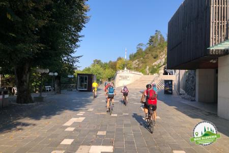 okrog_kraskih_jam_tomaz_penko_bikeslovenia_2618