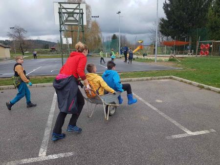 IMG-a174ce23719a0473358488bb04b3062d-V