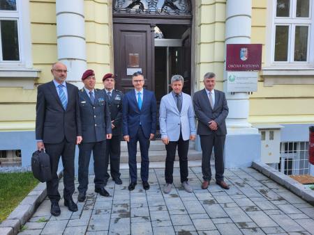 IMG-434478da841c79166a03e7d48f933918-V