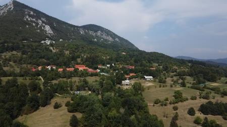 IMG-e2a107a5b4f83b1a1b038abeffaf18e7-V