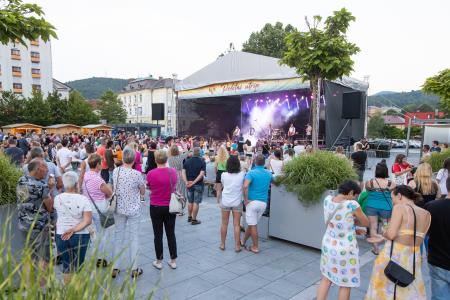 804