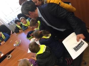 Otroci na obisku pri županu