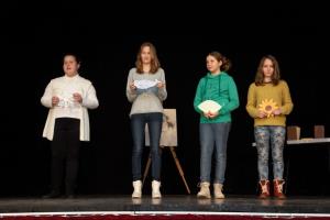 Slika govori in beseda riše