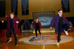 V plesnih ritmih proti novemu letu