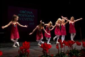 Postojna je cvetela – tokrat v soju odrskih luči