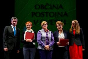Postojna je cvetela – tokrat v soju odrskih luči