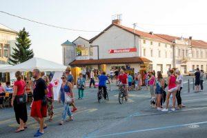 Postojna je zaživela na polno