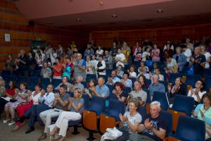 Kulturni utripu poletja tokrat v Kulturnem domu Postojna s folklornimi skupinami iz Ukrajine