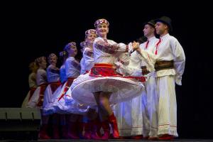 Kulturni utripu poletja tokrat v Kulturnem domu Postojna s folklornimi skupinami iz Ukrajine