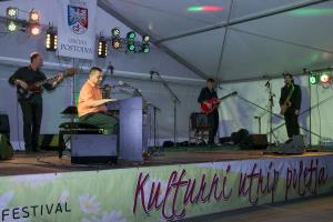 Uroš Perič s koncertne turneje po Franciji direktno na Kulturni utrip v Postojno