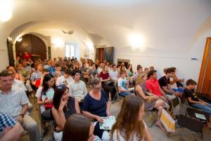 Otvoritveni koncert 5. tedna kitare v Postojni