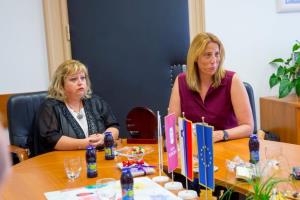 Visoki košarkarski obisk pri županu