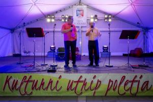 Ansambel Akordi ogrel publiko na Kulturnem utripu