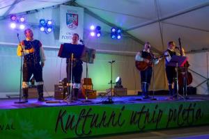 Ansambel Akordi ogrel publiko na Kulturnem utripu