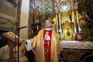 Monsignor Vladimir Pirih je obhajal svojo železno mašo