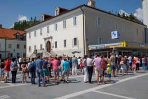 Počastitev dneva državnosti na Titovem trgu
