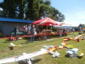 Modelarji so se predstavili