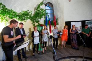 Deseti Ravbarjev večer s slavnostno prireditvijo ob obnovi strehe