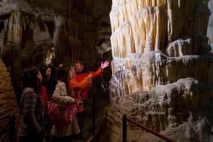 Postojno obiskala visoka kitajska delegacija