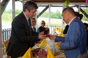 Postojno obiskala visoka kitajska delegacija