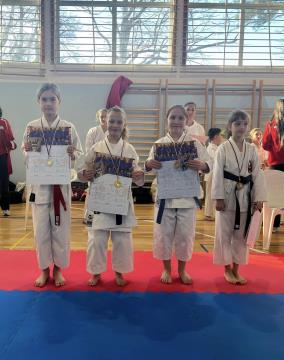 421008928_846093450652989_8974097901773959049_n