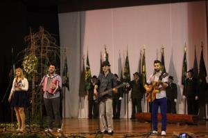 Lovsko kulturni večer z dobrodelno noto za otroka Nika in Klaro