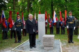 Praznovanje v Črni jami