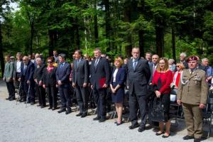 Praznovanje v Črni jami