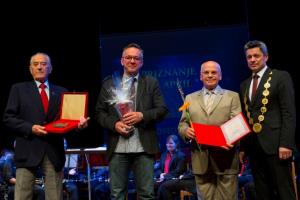 Porodničar in ginekolog Aleksander Merlo je častni občan Postojne