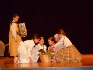 Otroška folklorna skupina OTROCI Z MAJLONTA nastopila v Portorožu