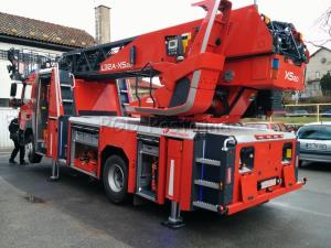 Druga predstavitev visoke lestve v Postojni