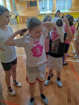 projekt "her world, her rules"