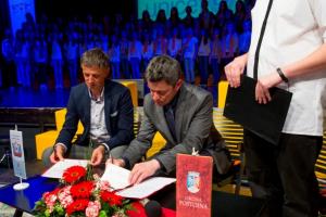 Tudi Postojna z nazivom otrokom prijazno Unicefovo mesto