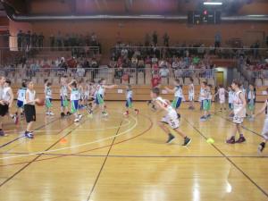 Zmagala je košarka!