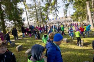 Obisk obeležij v krajevni skupnosti POSTOJNA pred Dnevom spomina na mrtve