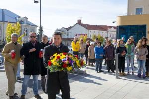 Obisk obeležij v krajevni skupnosti POSTOJNA pred Dnevom spomina na mrtve