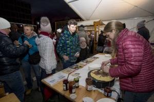 606CEEA7-C352-4639-B2AA-233888C2D7BB