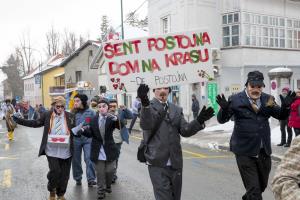 23E04B09-091B-49F3-A184-5BA93F3FAC7C