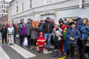 864B5E8E-2113-4666-8D77-673290960510