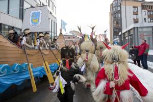 E6AA35FA-0ED0-4A07-854A-55E3D260300C