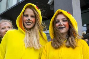 0273BAE8-C0DC-4665-9B92-978ED7FD2543