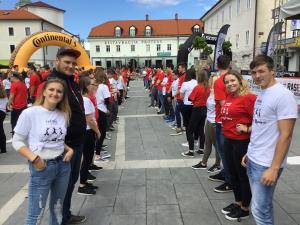 AEF72E83-B7CC-4D9A-BF52-158BD01F25D9