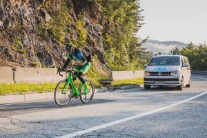 BDF5585C-FC69-4EBF-9CDC-0606D7E96FA8