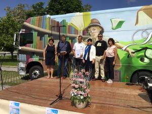 89E293E6-5A86-40DF-AE59-CBA778F78ABB